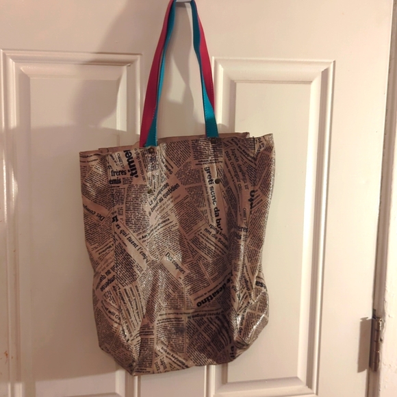 Genuine Leather Newspaper print Shoulder bag. - Picture 1 of 4